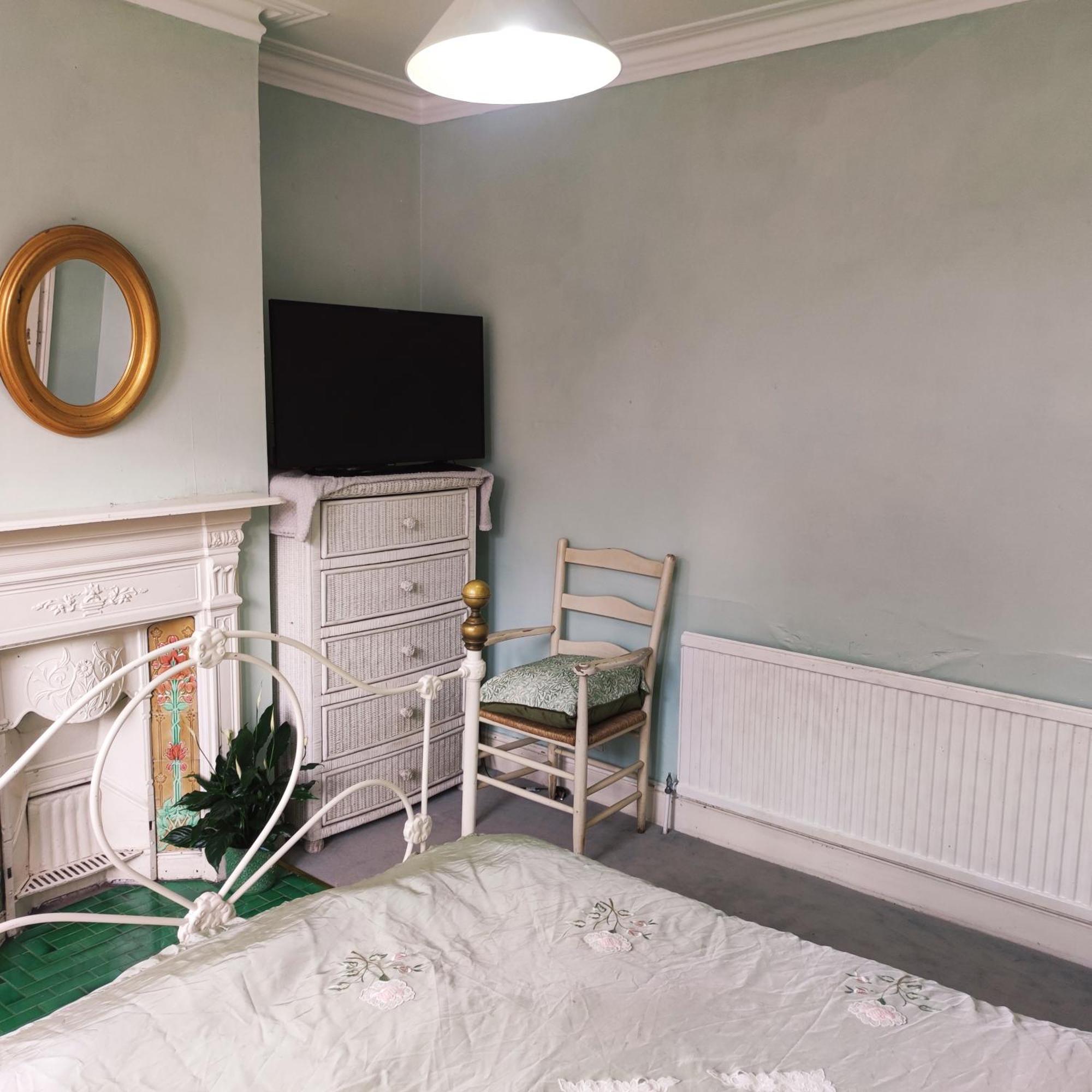 Cosy Double Near Wimbledon Londra